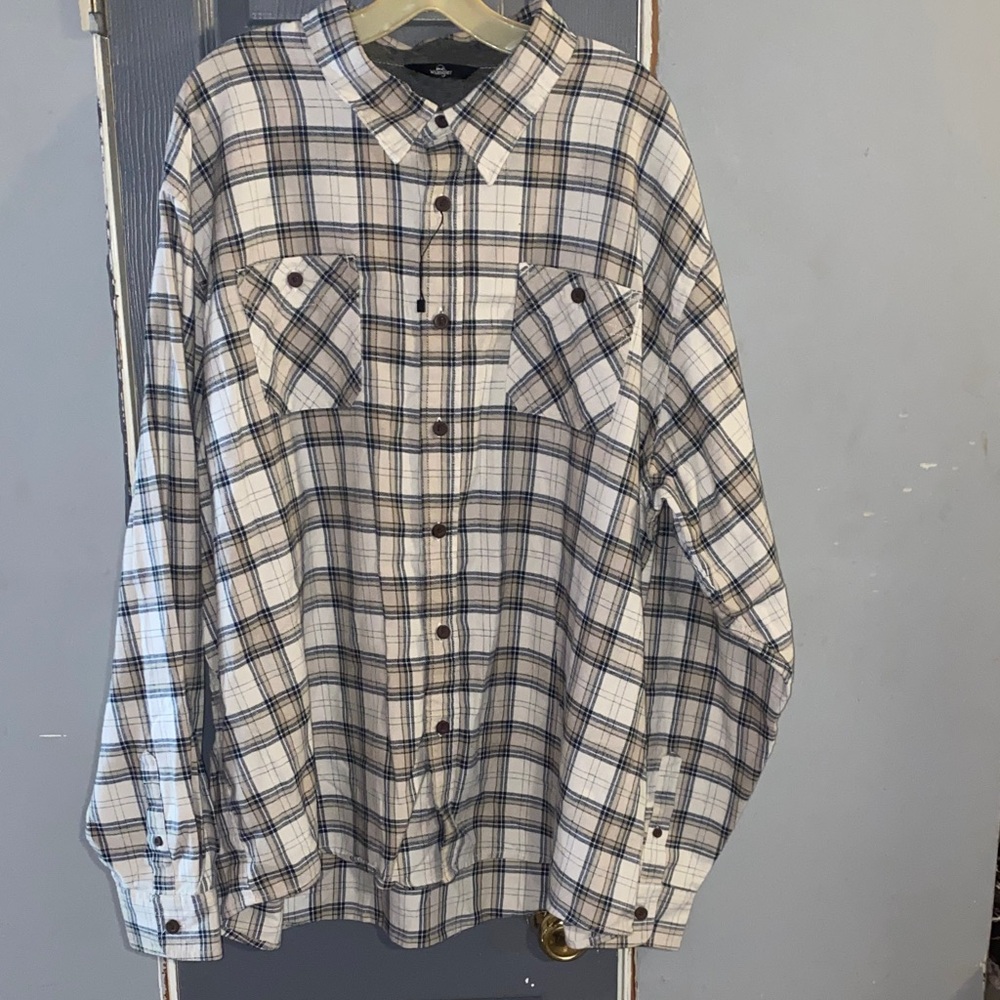 Wrangler Men's Casual Plaid Button Down Shirt - Blue and White